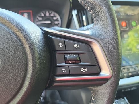 Used 2025 Subaru Outback Premium w/ Popular Package #1A AWD/4WD image 18