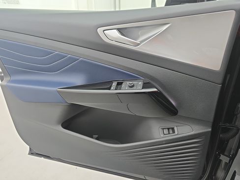 New 2025 Volkswagen ID.4 Pro S Plus image 27