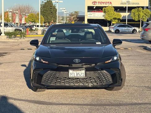 Certified 2025 Toyota Camry SE image 2