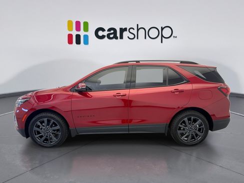 Used 2022 Chevrolet Equinox RS w/ RS Leather Package AWD/4WD image 2