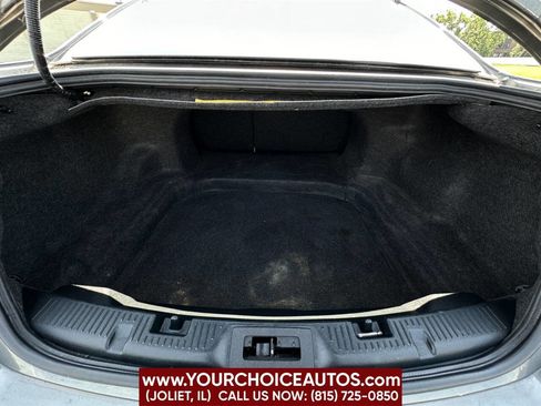 Used 2015 Ford Taurus SEL image 20