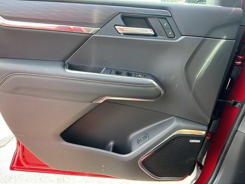 New 2027 GMC Acadia Elevation w/ Black Edition FWD image 28