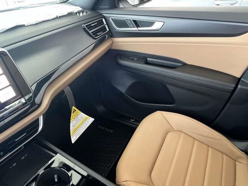 New 2026 Volkswagen Atlas Cross Sport SEL R-Line image 27