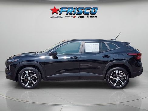 Used 2024 Chevrolet Trax RS w/ Driver Confidence Package FWD image 4