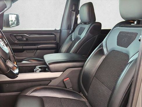Used 2020 RAM 1500 Big Horn w/ Built-to-serve Edition AWD/4WD image 13