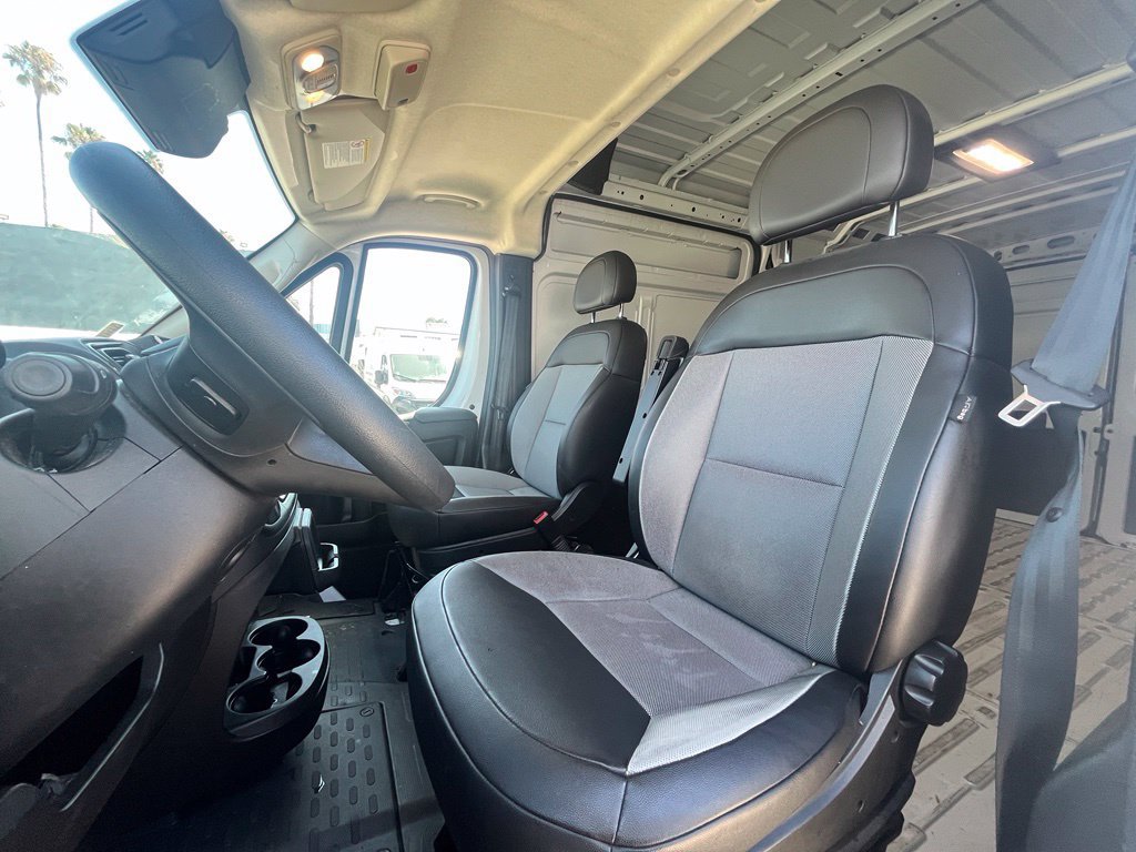 Used 2024 RAM ProMaster 2500 w/ Convenience Group FWD image 10