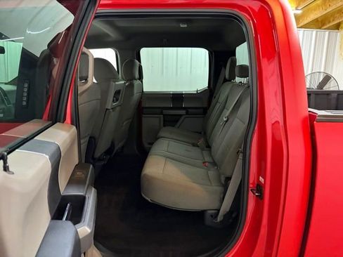 Used 2018 Ford F150 XLT image 15