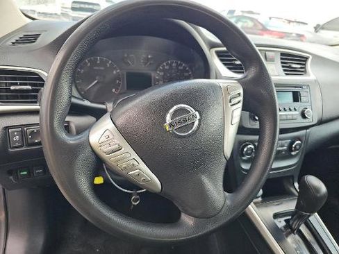 Used 2017 Nissan Sentra S image 8