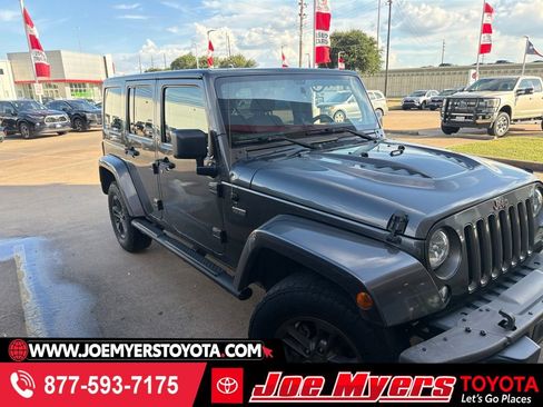 Used 2016 Jeep Wrangler Unlimited Sahara AWD/4WD image 1