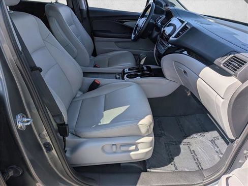 Used 2019 Honda Ridgeline RTL-E image 21