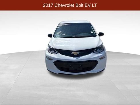 Used 2017 Chevrolet Bolt LT image 2