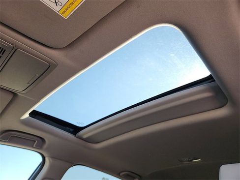 Used 2020 Honda CR-V Touring image 20