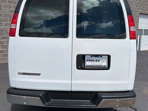 Used 2020 Chevrolet Express 2500 w/ Driver Convenience Package RWD image 5