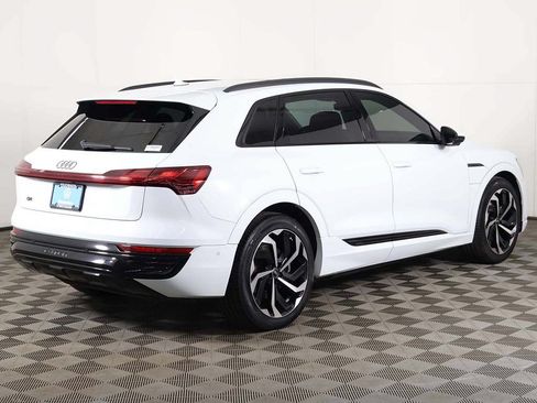 Used 2024 Audi Q8 e-tron Prestige w/ Prestige Package AWD/4WD image 15