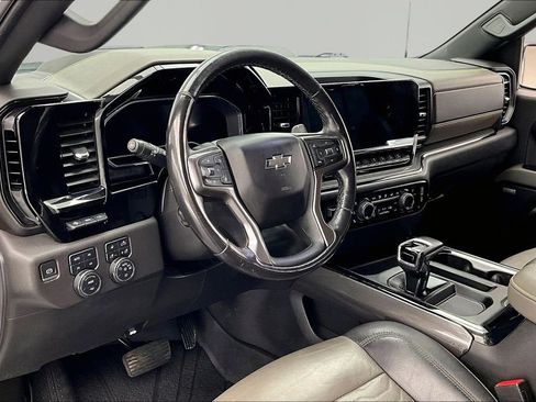 Used 2022 Chevrolet Silverado 1500 ZR2 w/ Technology Package AWD/4WD image 14