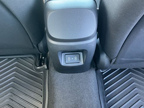 New 2026 Hyundai Elantra SE image 15