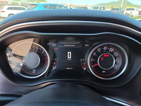 Used 2015 Dodge Challenger R/T w/ Quick Order Package 22B R/T RWD image 26