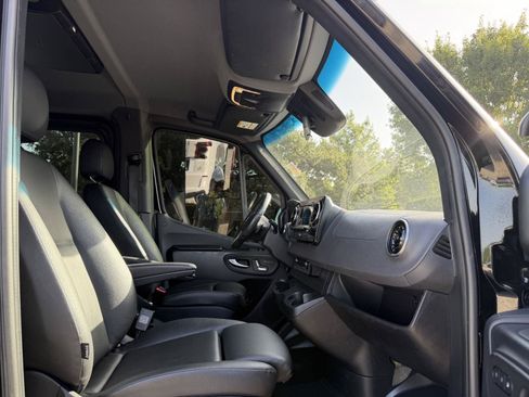 Certified 2022 Mercedes-Benz Sprinter 2500 image 26