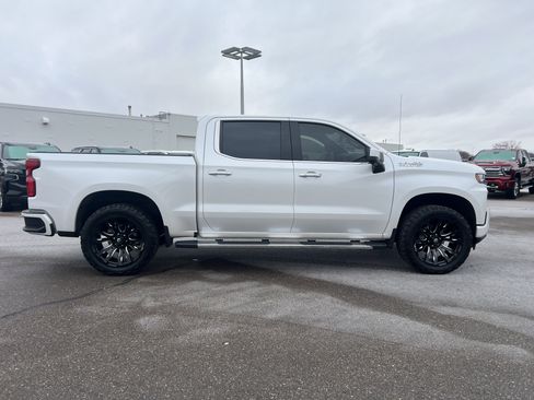 Used 2019 Chevrolet Silverado 1500 High Country w/ Technology Package image 8