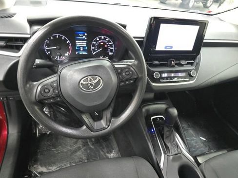 Used 2023 Toyota Corolla LE FWD image 12