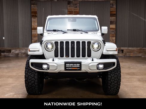 Used 2021 Jeep Wrangler Unlimited Sahara AWD/4WD image 4