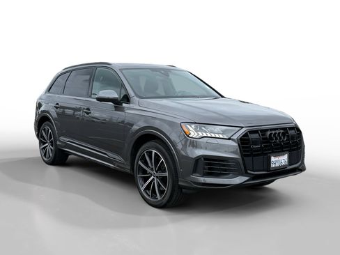 Used 2023 Audi Q7 3.0T Premium Plus w/ Premium Plus Package AWD/4WD image 7