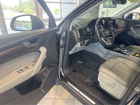 Used 2022 Audi Q5 2.0T Premium AWD/4WD image 17