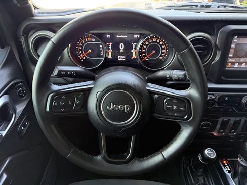 Used 2019 Jeep Wrangler Sport AWD/4WD image 21