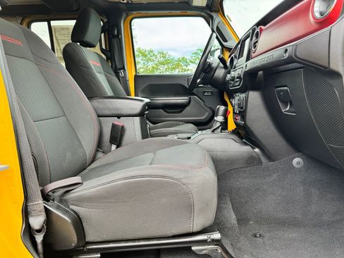 Used 2021 Jeep Wrangler Unlimited Rubicon AWD/4WD image 10