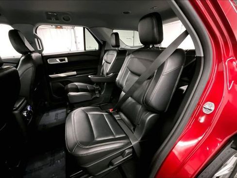 Used 2021 Ford Explorer Limited w/ Equipment Group 301A image 24