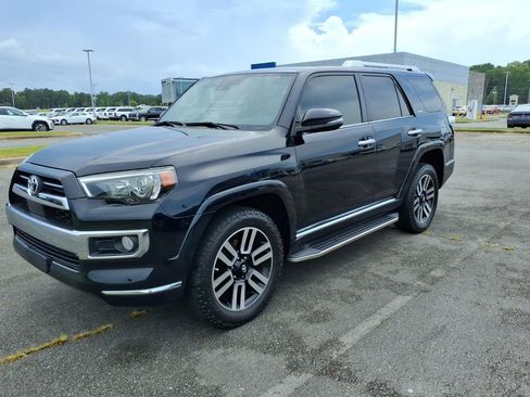 Used 2020 Toyota 4Runner Limited AWD/4WD image 3