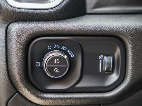 Used 2022 RAM 1500 Big Horn AWD/4WD image 43
