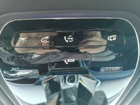 Used 2025 Mercedes-Benz GLC 300 image 50