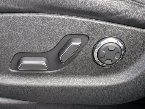 Used 2023 Genesis GV80 2.5T AWD/4WD image 18