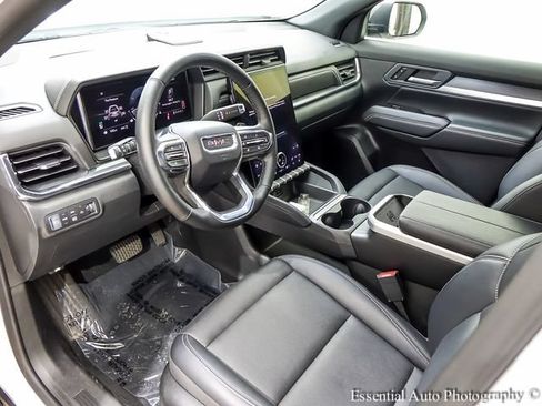 Used 2026 GMC Terrain Elevation w/ Elevation Premium Package AWD/4WD image 11
