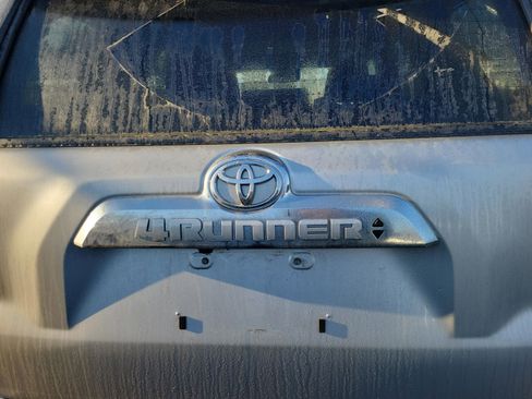 Used 2023 Toyota 4Runner Limited RWD image 18