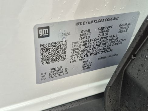 Used 2025 Chevrolet Trax RS w/ Driver Confidence Package FWD image 34