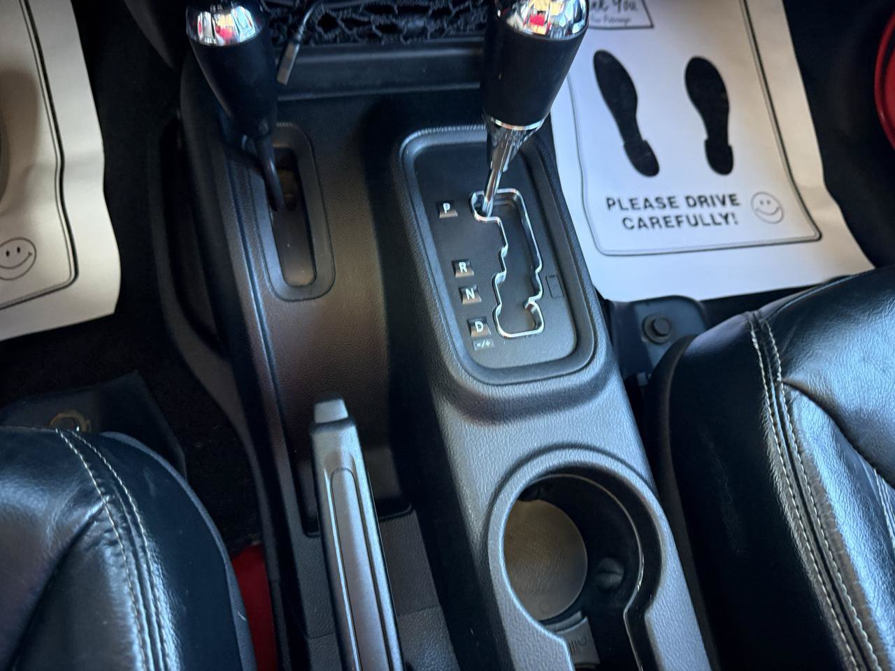 Used 2013 Jeep Wrangler Unlimited Sahara w/ Dual Top Group AWD/4WD image 21