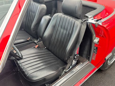 Used 1987 Mercedes-Benz 560 SL image 21