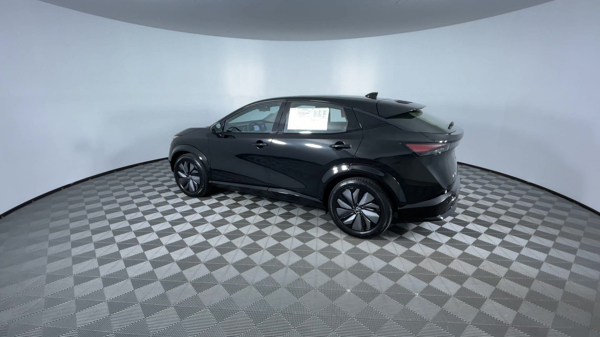 Certified 2024 Nissan Ariya AWD image 6