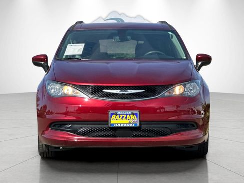 Used 2021 Chrysler Voyager Lxi FWD image 8