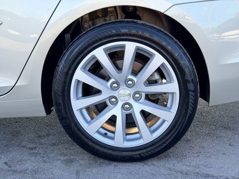 Used 2015 Chevrolet Malibu LT FWD image 29