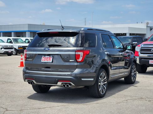Used 2018 Ford Explorer Platinum AWD/4WD image 7