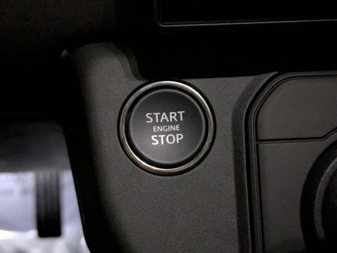New 2026 Land Rover Defender 110 Trophy Edition AWD/4WD image 23