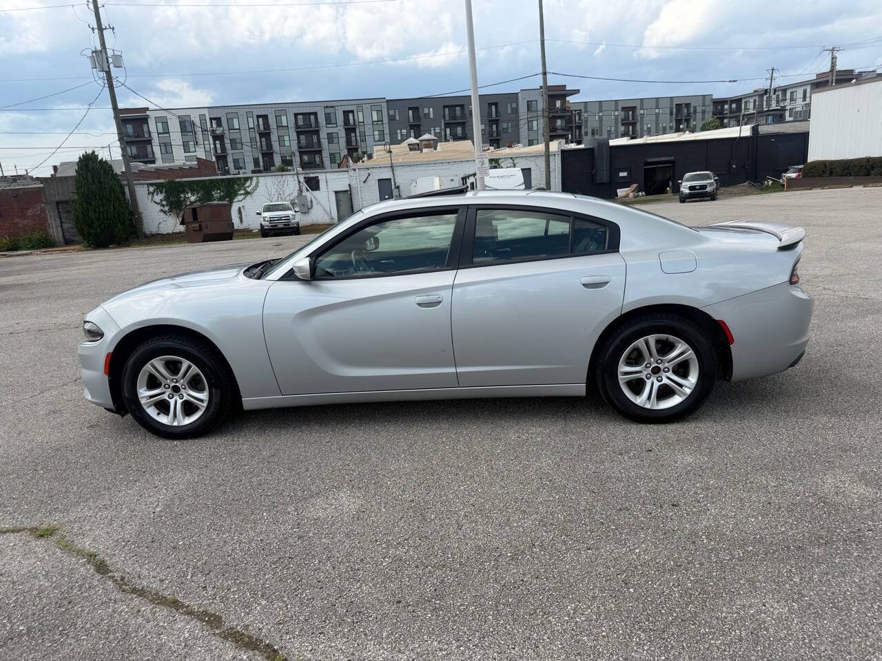 Used 2019 Dodge Charger SXT w/ Leather Interior Group RWD image 10