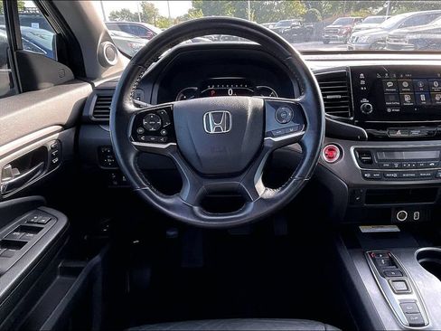 Used 2021 Honda Pilot Special Edition image 8