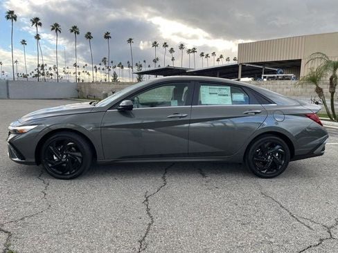 New 2026 Hyundai Elantra SEL Sport Premium image 6