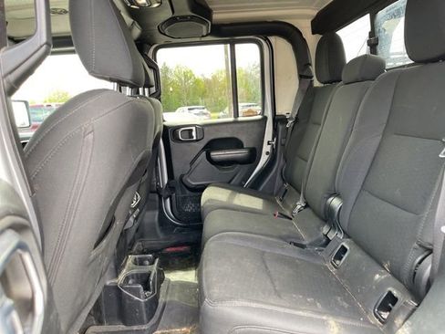 Used 2020 Jeep Gladiator Sport w/ Quick Order Package 24S AWD/4WD image 27