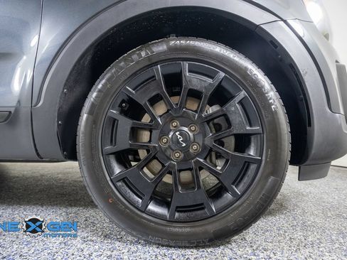 Used 2022 Kia Telluride SX w/ SX Prestige Package AWD/4WD image 46