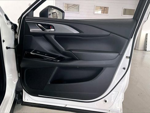 Used 2023 MAZDA CX-9 Touring Plus image 26